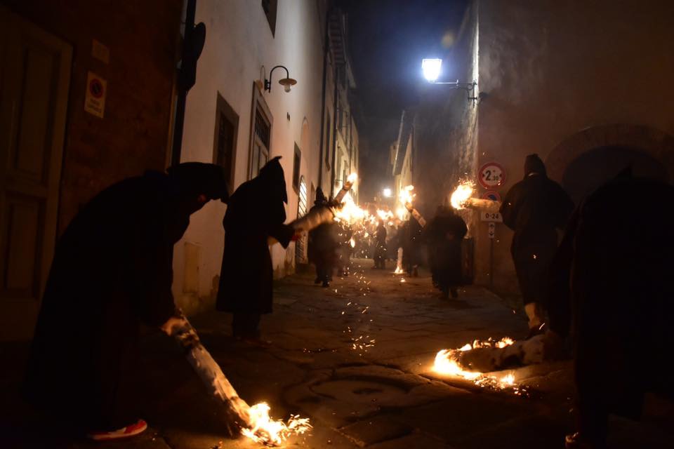 Processione Monte San Savino